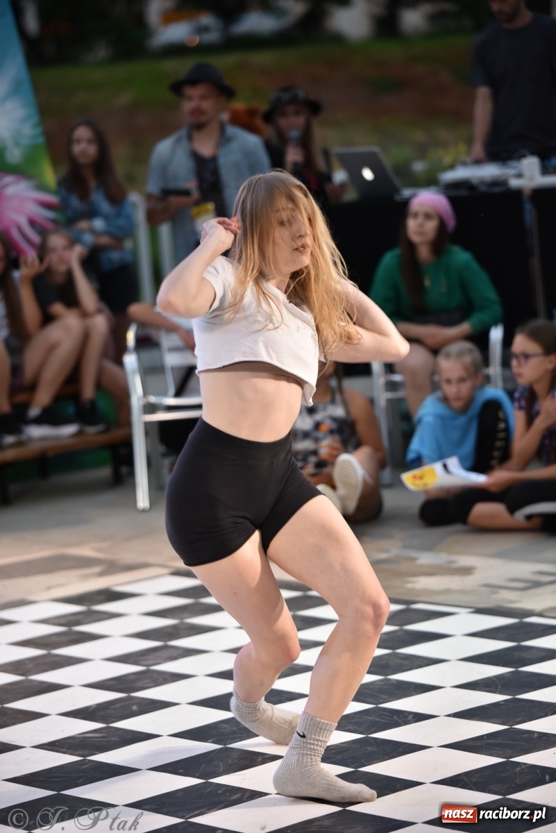 Zdjęcie w galerii na portalu naszraciborz.pl: Rouge style 2. Taneczna bitwa na Bulwarach Nadodrzańskich [FOTO i WIDEO] wiadomości z regionu