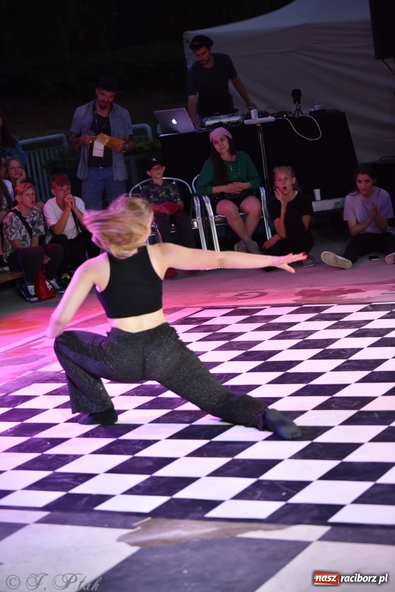 Zdjęcie w galerii na portalu naszraciborz.pl: Rouge style 2. Taneczna bitwa na Bulwarach Nadodrzańskich [FOTO i WIDEO] wiadomości z regionu