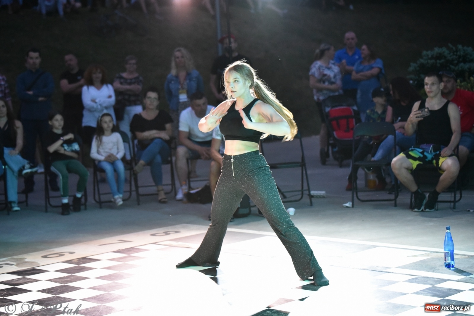 Zdjęcie w galerii na portalu naszraciborz.pl: Rouge style 2. Taneczna bitwa na Bulwarach Nadodrzańskich [FOTO i WIDEO] wiadomości z regionu