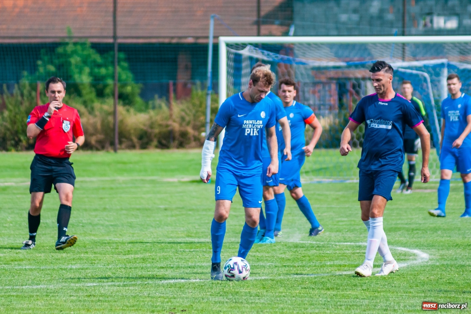 Zdjęcie w galerii na portalu naszraciborz.pl: LKS Krzyżanowice rozgromiony w ostatnim meczu sezonu [FOTO] wiadomości z regionu
