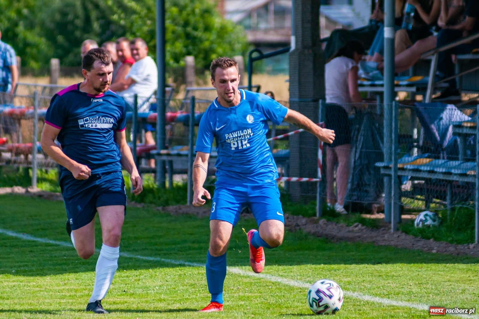 Zdjęcie w galerii na portalu naszraciborz.pl: LKS Krzyżanowice rozgromiony w ostatnim meczu sezonu [FOTO] wiadomości z regionu