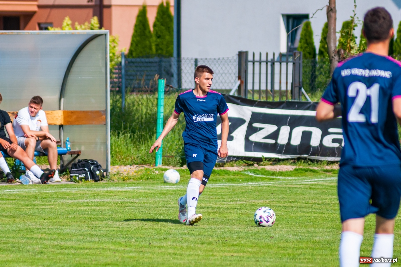 Zdjęcie w galerii na portalu naszraciborz.pl: LKS Krzyżanowice rozgromiony w ostatnim meczu sezonu [FOTO] wiadomości z regionu