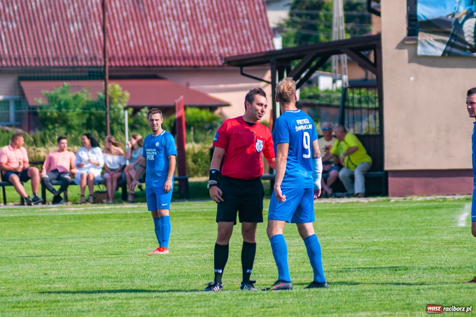 Zdjęcie w galerii na portalu naszraciborz.pl: LKS Krzyżanowice rozgromiony w ostatnim meczu sezonu [FOTO] wiadomości z regionu