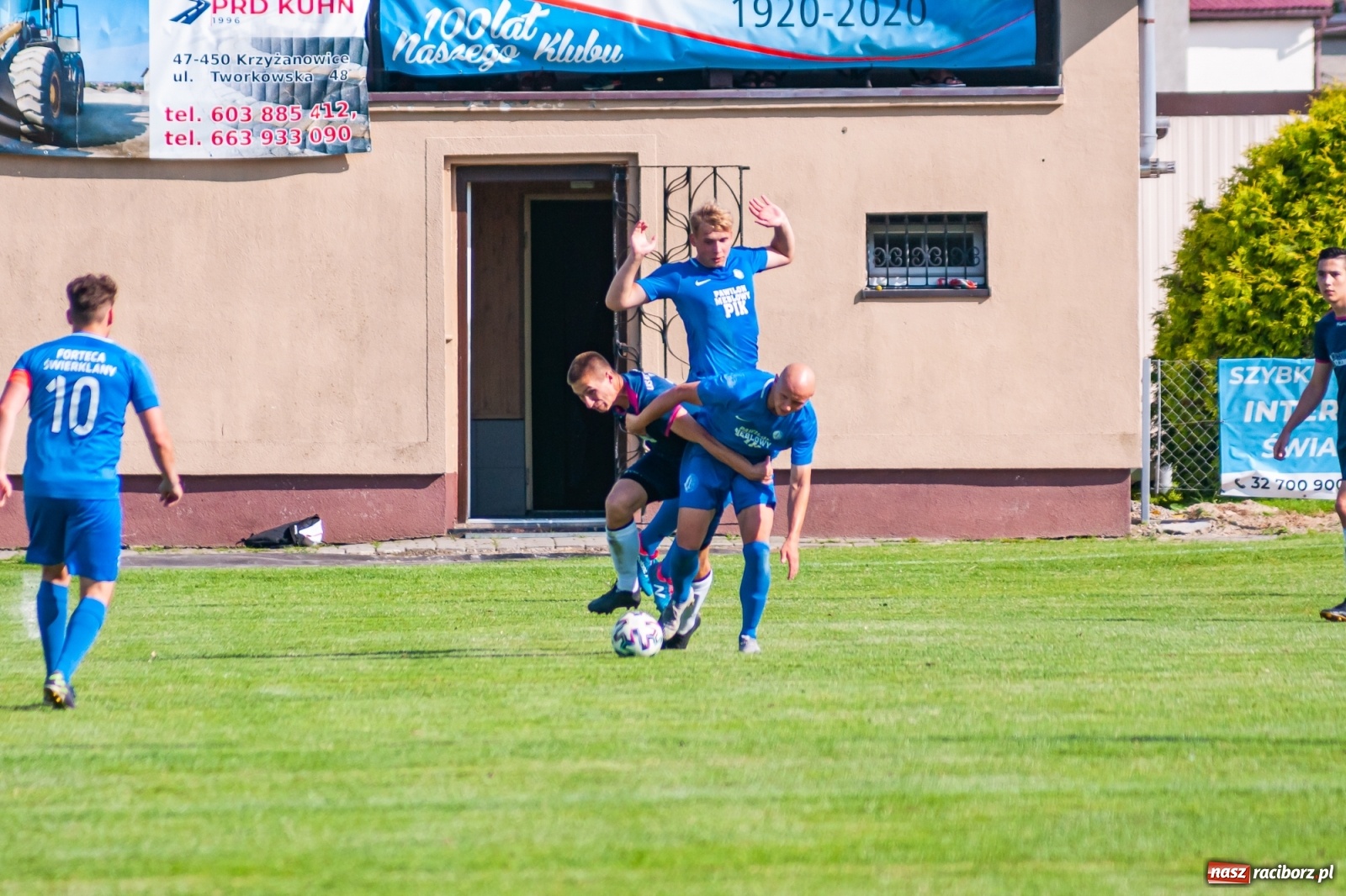 Zdjęcie w galerii na portalu naszraciborz.pl: LKS Krzyżanowice rozgromiony w ostatnim meczu sezonu [FOTO] wiadomości z regionu