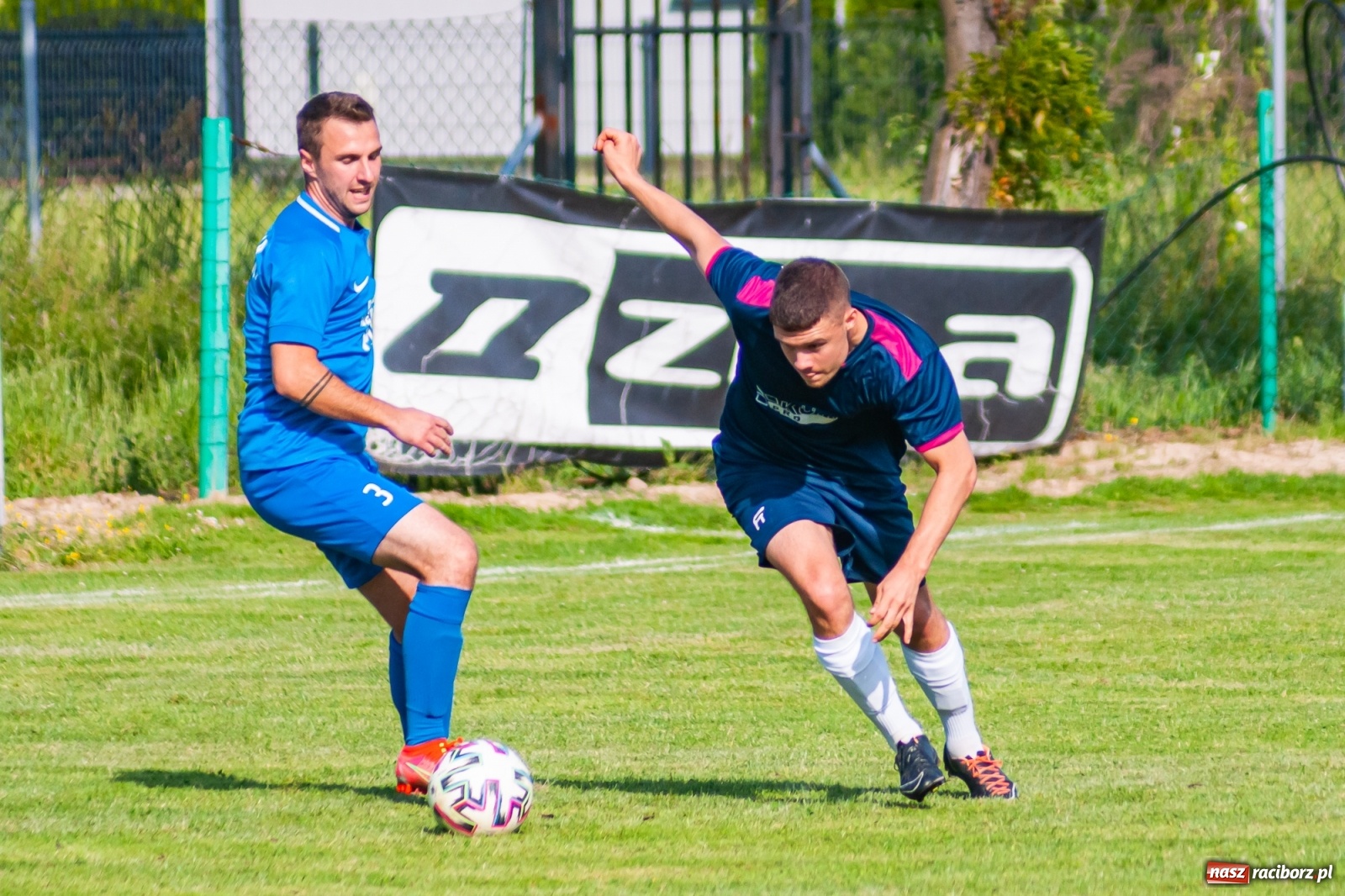 Zdjęcie w galerii na portalu naszraciborz.pl: LKS Krzyżanowice rozgromiony w ostatnim meczu sezonu [FOTO] wiadomości z regionu