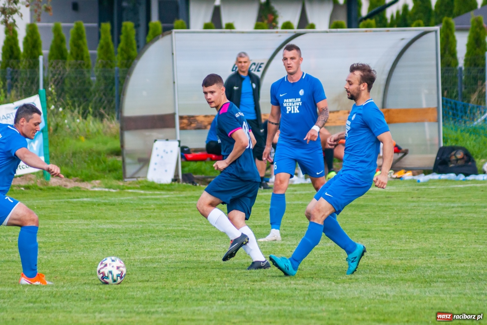 Zdjęcie w galerii na portalu naszraciborz.pl: LKS Krzyżanowice rozgromiony w ostatnim meczu sezonu [FOTO] wiadomości z regionu