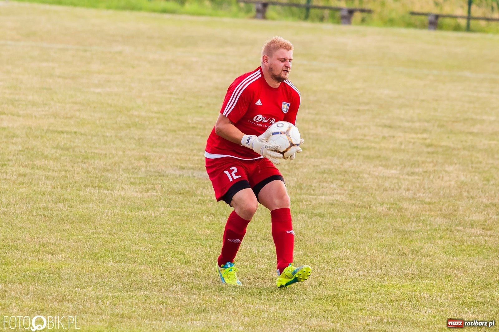 Zdjęcie w galerii na portalu naszraciborz.pl: Brzezie kontra Kuźnia. Spadek z hukiem po pogromie [FOTO] wiadomości z regionu