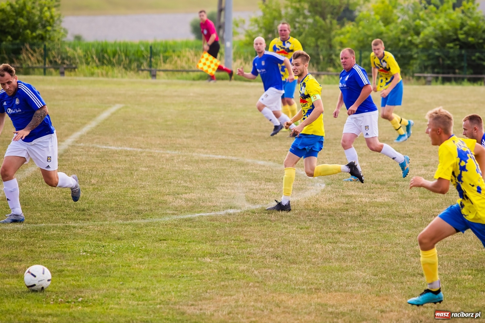 Zdjęcie w galerii na portalu naszraciborz.pl: Brzezie kontra Kuźnia. Spadek z hukiem po pogromie [FOTO] wiadomości z regionu