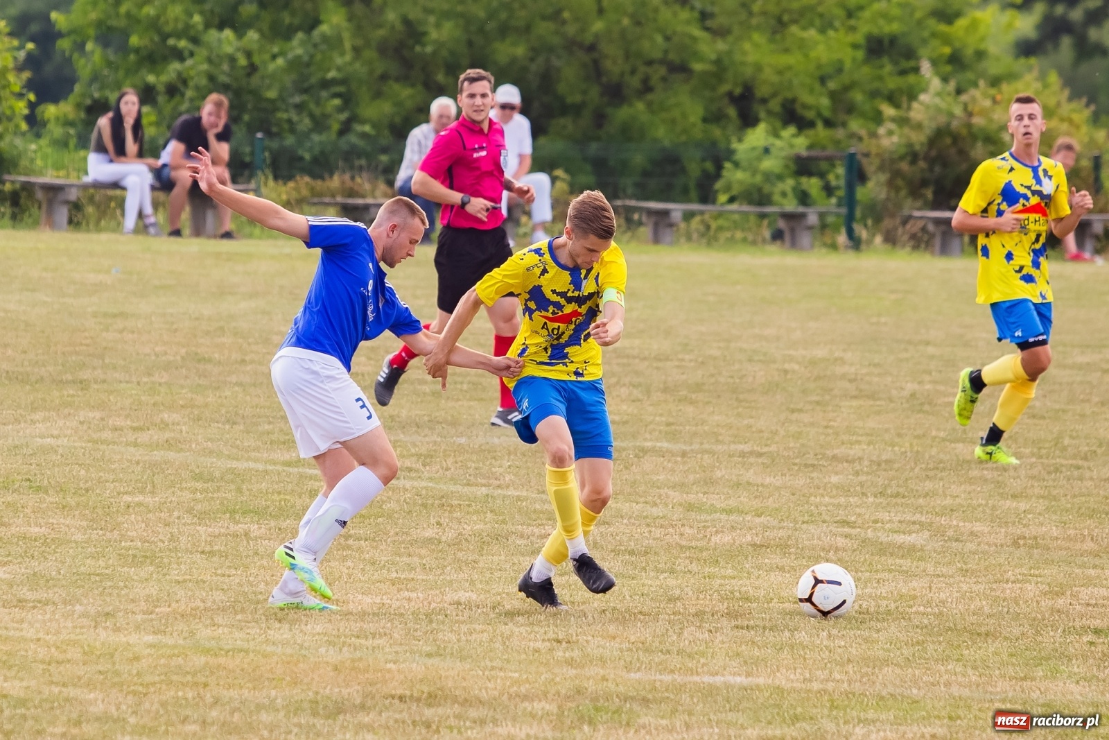 Zdjęcie w galerii na portalu naszraciborz.pl: Brzezie kontra Kuźnia. Spadek z hukiem po pogromie [FOTO] wiadomości z regionu