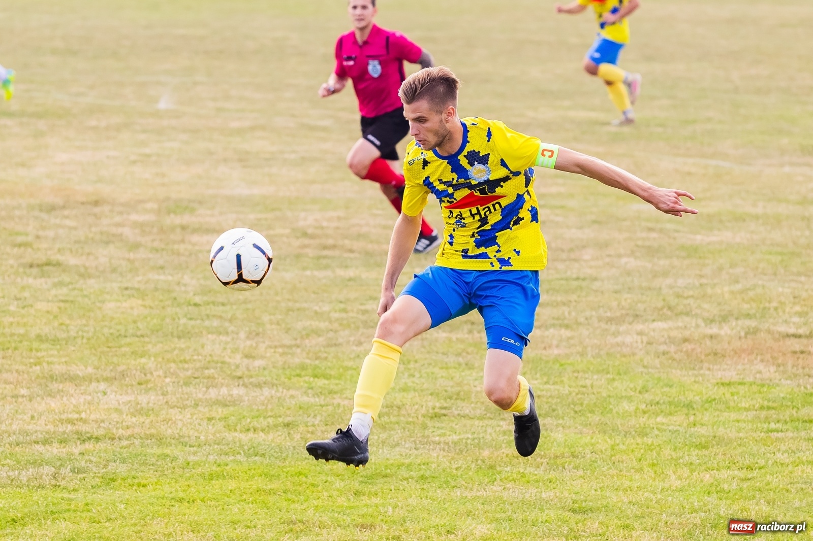 Zdjęcie w galerii na portalu naszraciborz.pl: Brzezie kontra Kuźnia. Spadek z hukiem po pogromie [FOTO] wiadomości z regionu