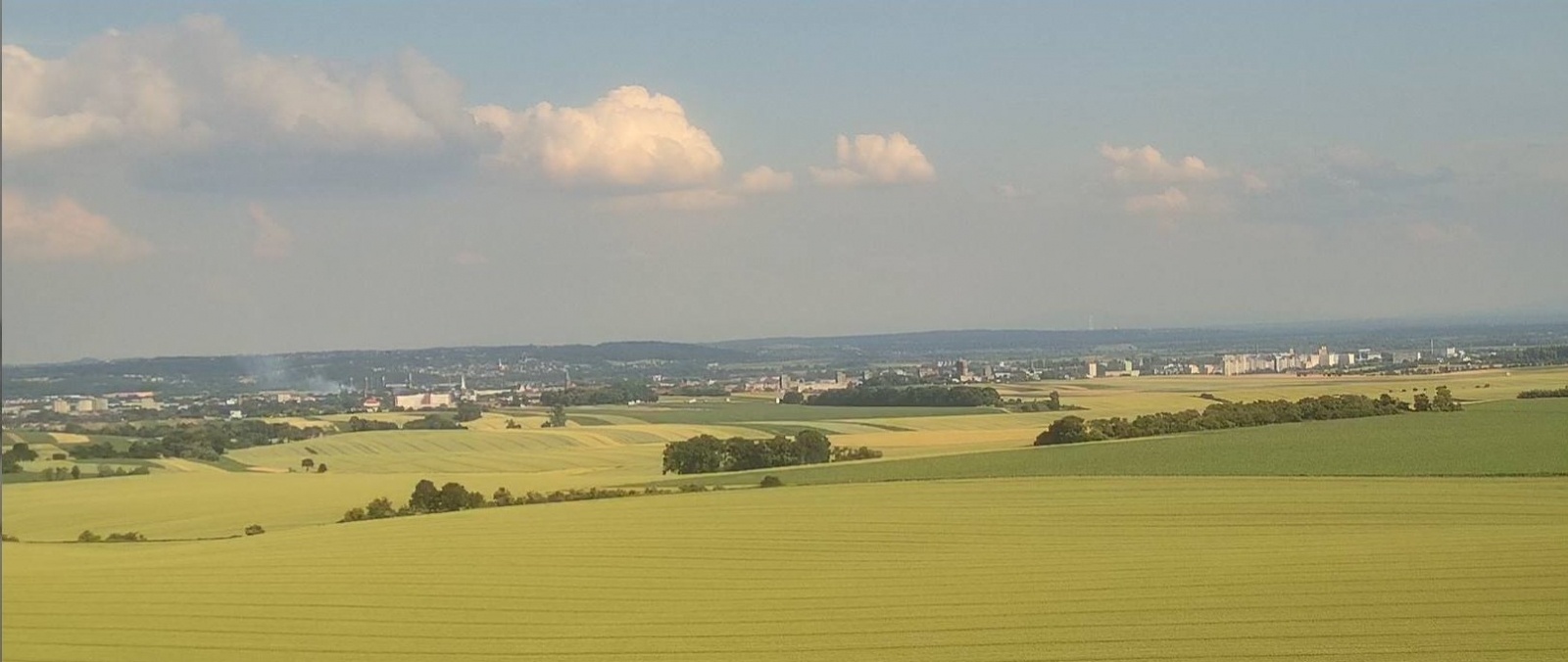 Zdjęcie w galerii na portalu naszraciborz.pl: Raport 998. Biały dym zaniepokoił przechodniów wiadomości z regionu