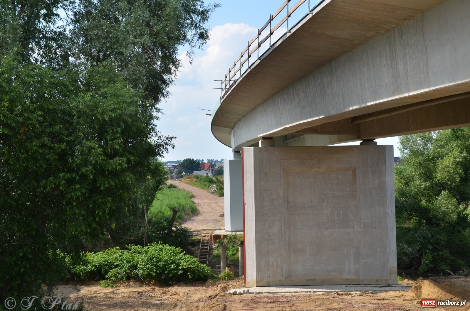 Zdjęcie w galerii na portalu naszraciborz.pl: Raport z budowy wschodniej obwodnicy [FOTO i WIDEO] wiadomości z regionu