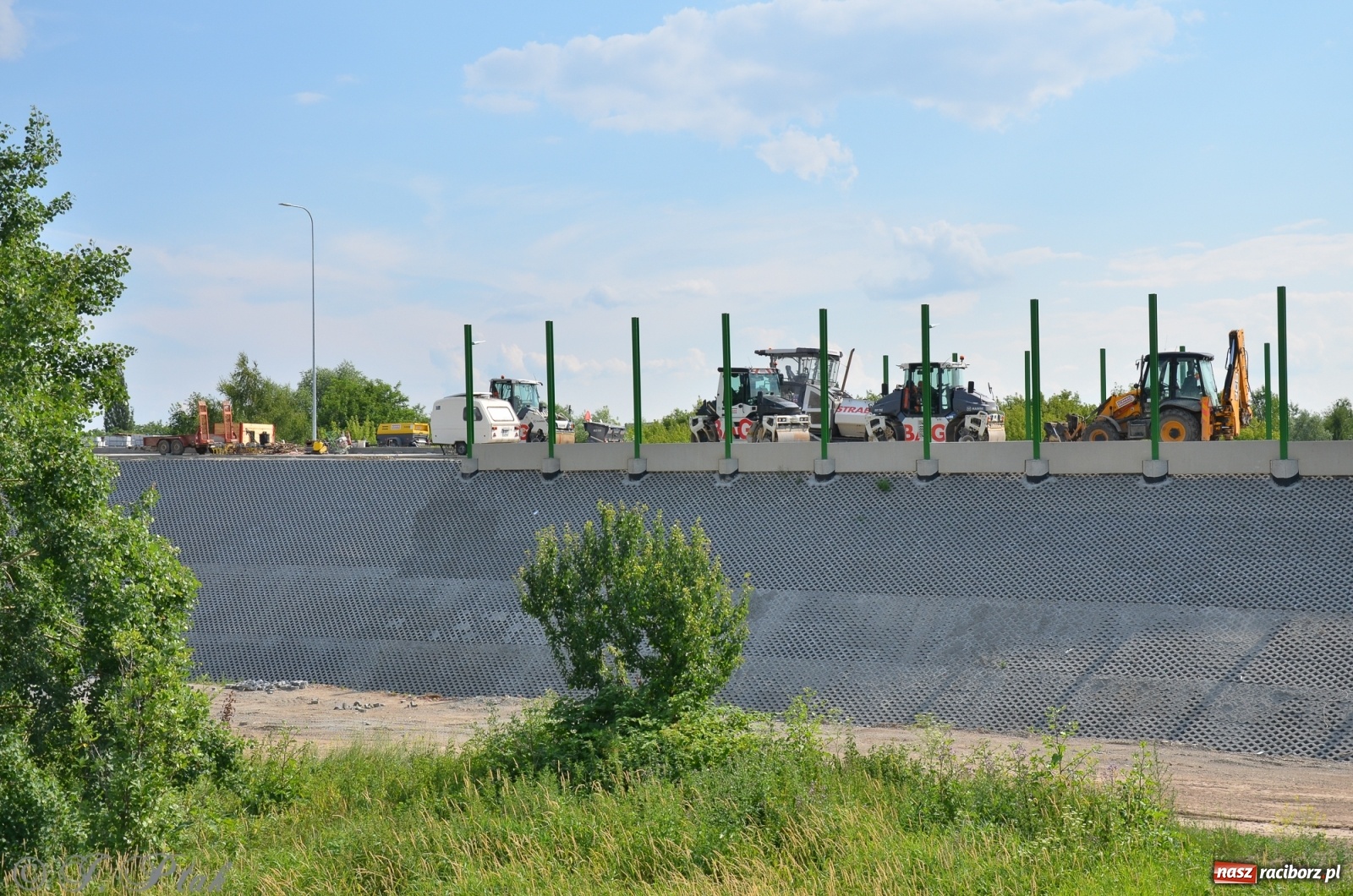 Zdjęcie w galerii na portalu naszraciborz.pl: Raport z budowy wschodniej obwodnicy [FOTO i WIDEO] wiadomości z regionu