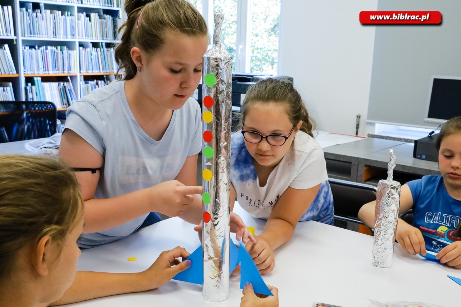 Zdjęcie w galerii na portalu naszraciborz.pl: Wystartowało Kosmiczne Lato z Biblioteką wiadomości z regionu