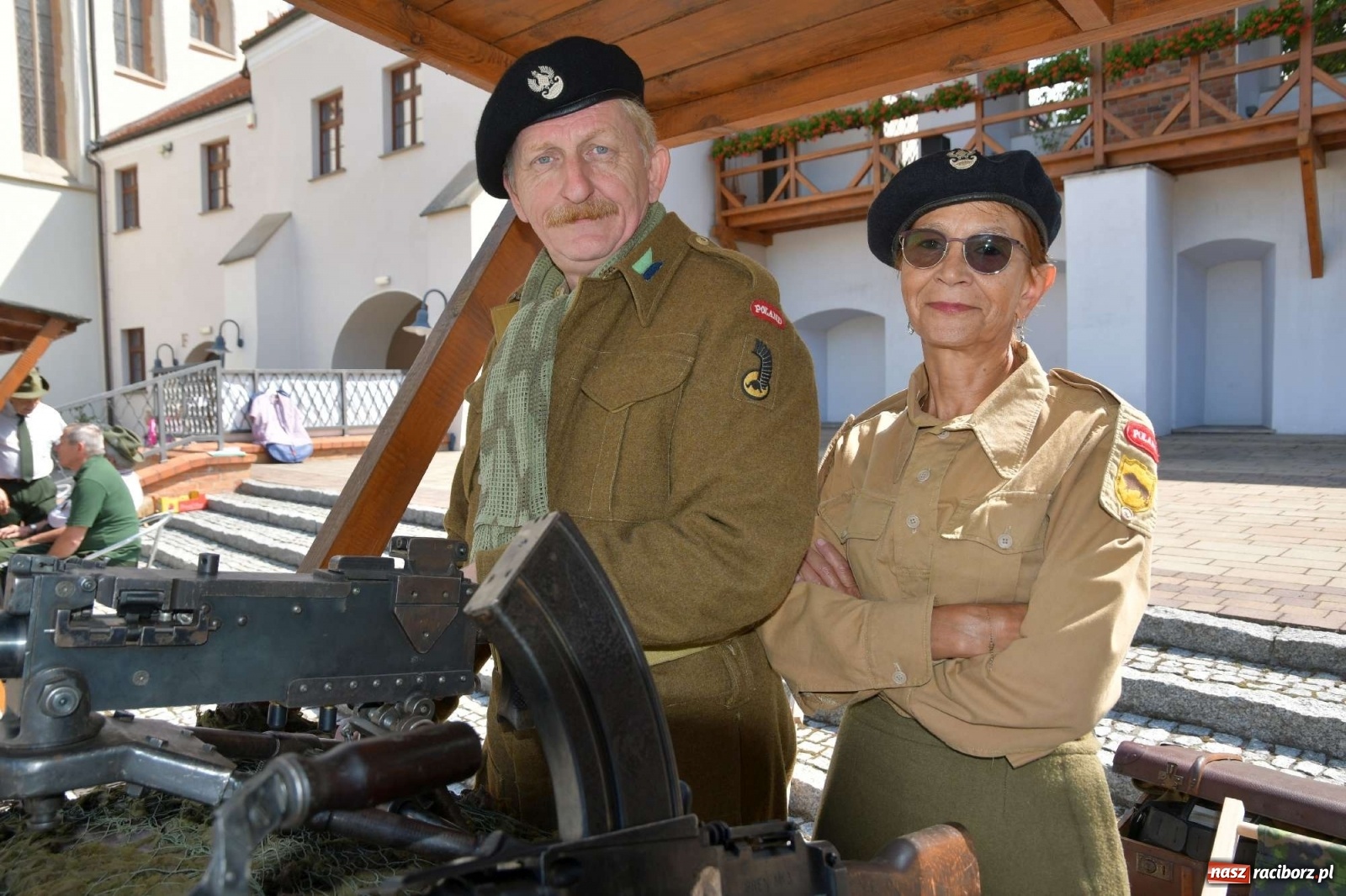 Zdjęcie w galerii na portalu naszraciborz.pl: Piknik militarny na raciborskim zamku [FOTO i WIDEO] wiadomości z regionu