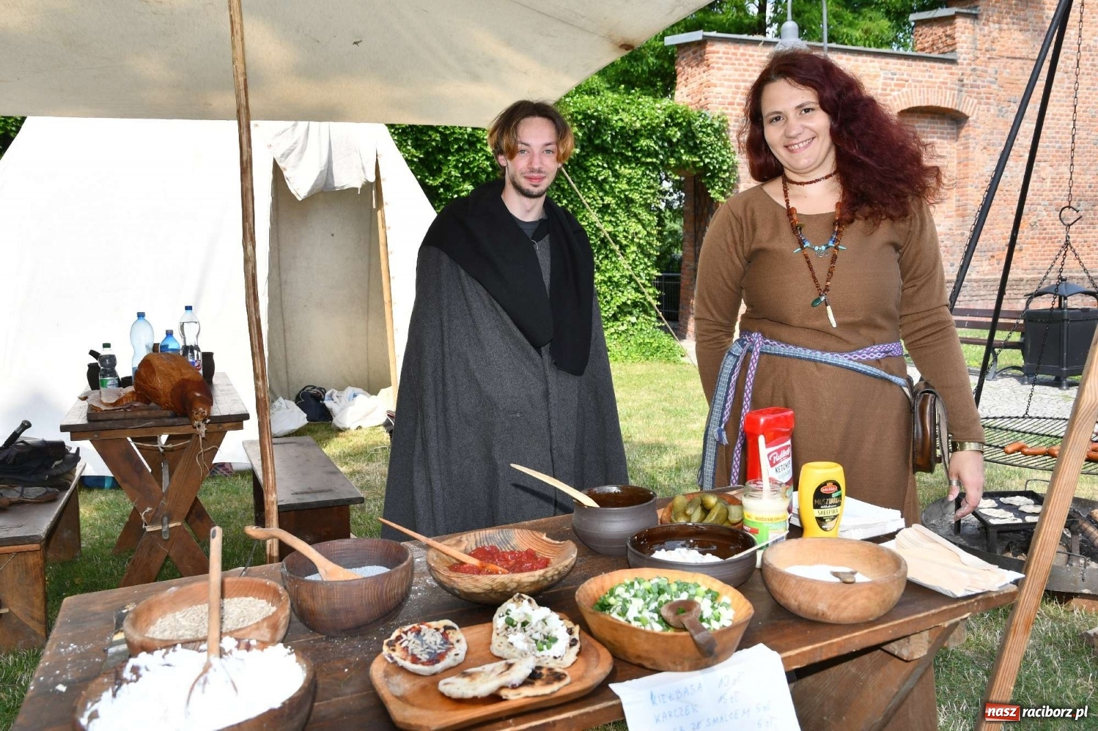 Zdjęcie w galerii na portalu naszraciborz.pl: Piknik militarny na raciborskim zamku [FOTO i WIDEO] wiadomości z regionu