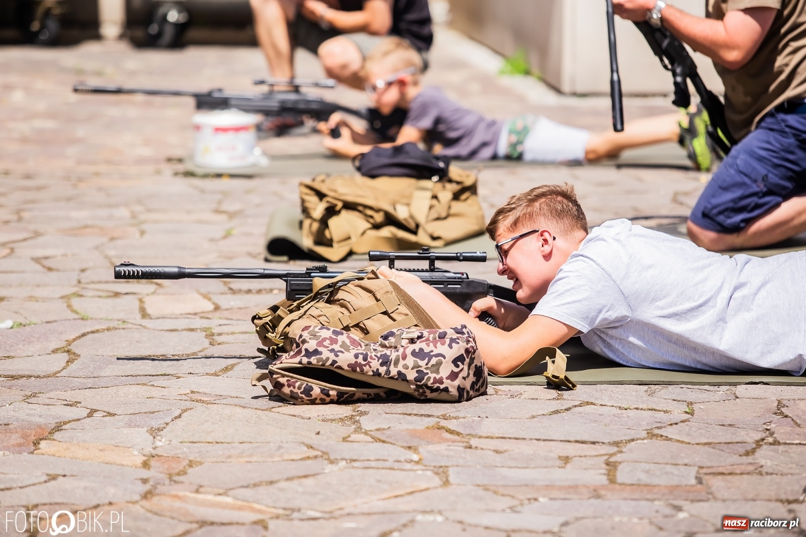Zdjęcie w galerii na portalu naszraciborz.pl: Piknik militarny na raciborskim zamku [FOTO i WIDEO] wiadomości z regionu