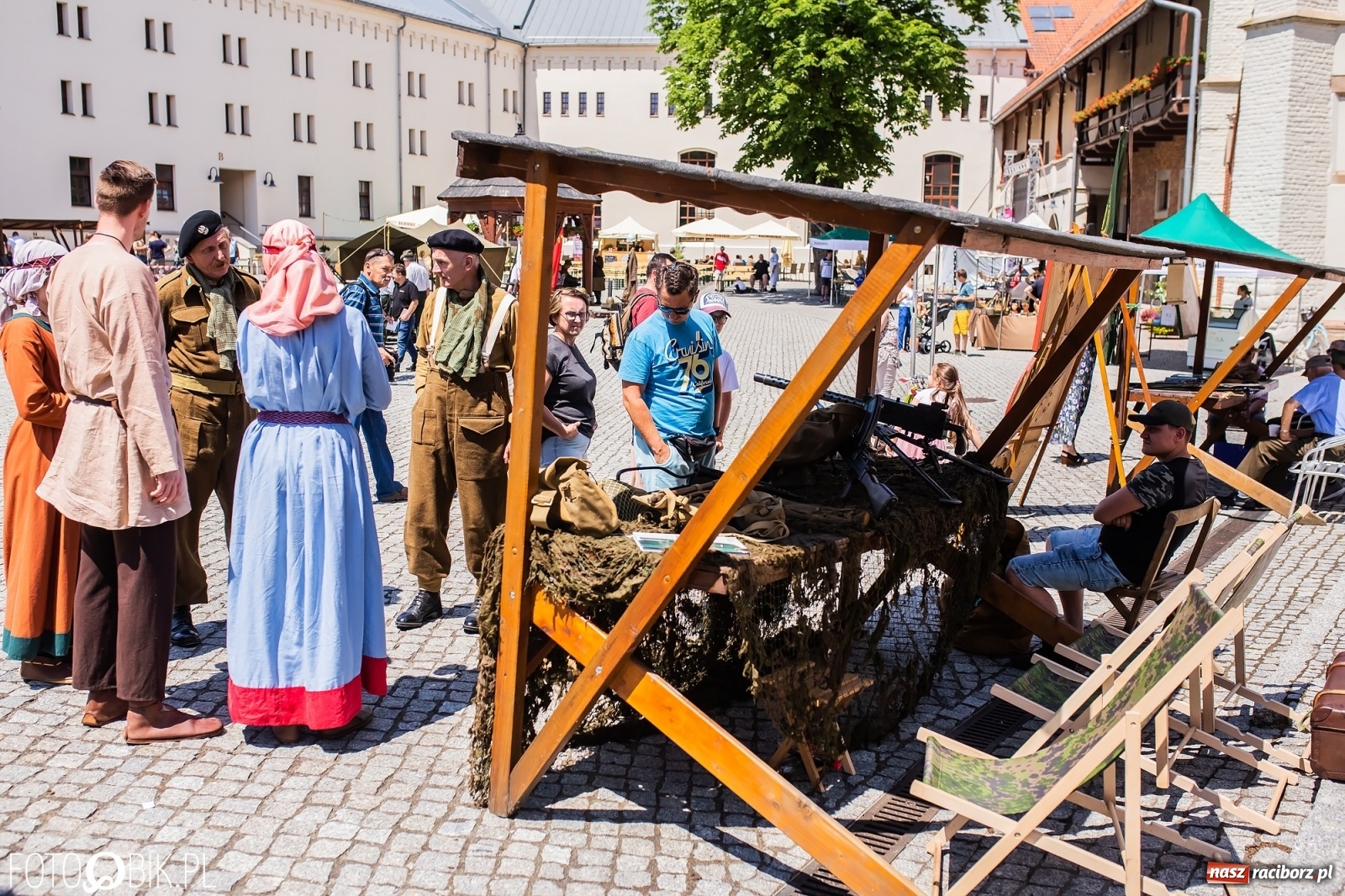 Zdjęcie w galerii na portalu naszraciborz.pl: Piknik militarny na raciborskim zamku [FOTO i WIDEO] wiadomości z regionu