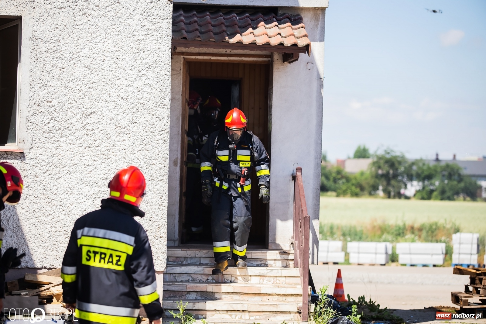 Zdjęcie w galerii na portalu naszraciborz.pl: Pożar pustostanu przy budowanej obwodnicy [FOTO i WIDEO] wiadomości z regionu