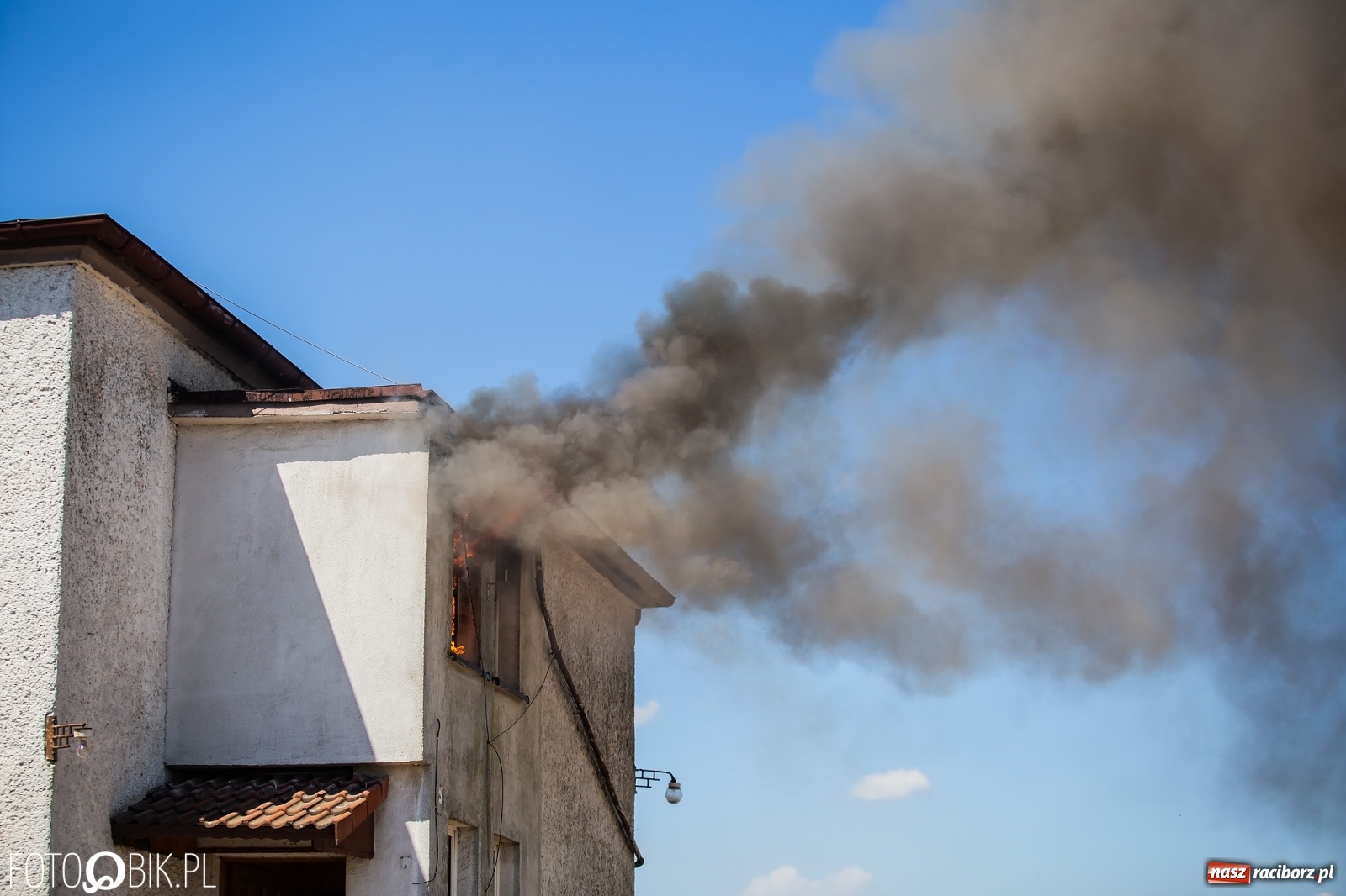 Zdjęcie w galerii na portalu naszraciborz.pl: Pożar pustostanu przy budowanej obwodnicy [FOTO i WIDEO] wiadomości z regionu