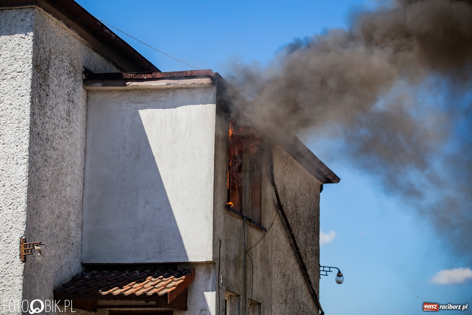 Zdjęcie w galerii na portalu naszraciborz.pl: Pożar pustostanu przy budowanej obwodnicy [FOTO i WIDEO] wiadomości z regionu