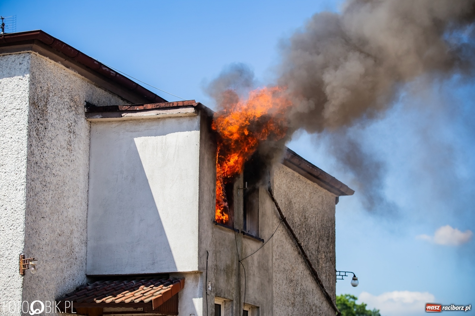 Zdjęcie w galerii na portalu naszraciborz.pl: Pożar pustostanu przy budowanej obwodnicy [FOTO i WIDEO] wiadomości z regionu