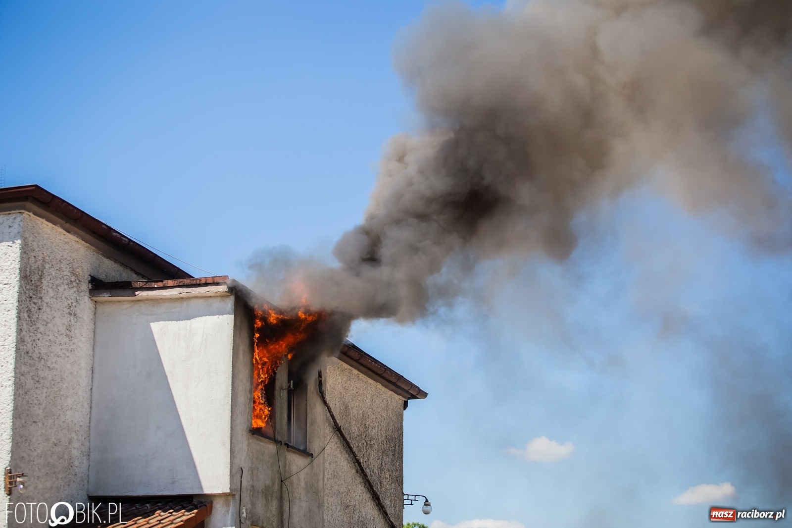 Zdjęcie w galerii na portalu naszraciborz.pl: Pożar pustostanu przy budowanej obwodnicy [FOTO i WIDEO] wiadomości z regionu