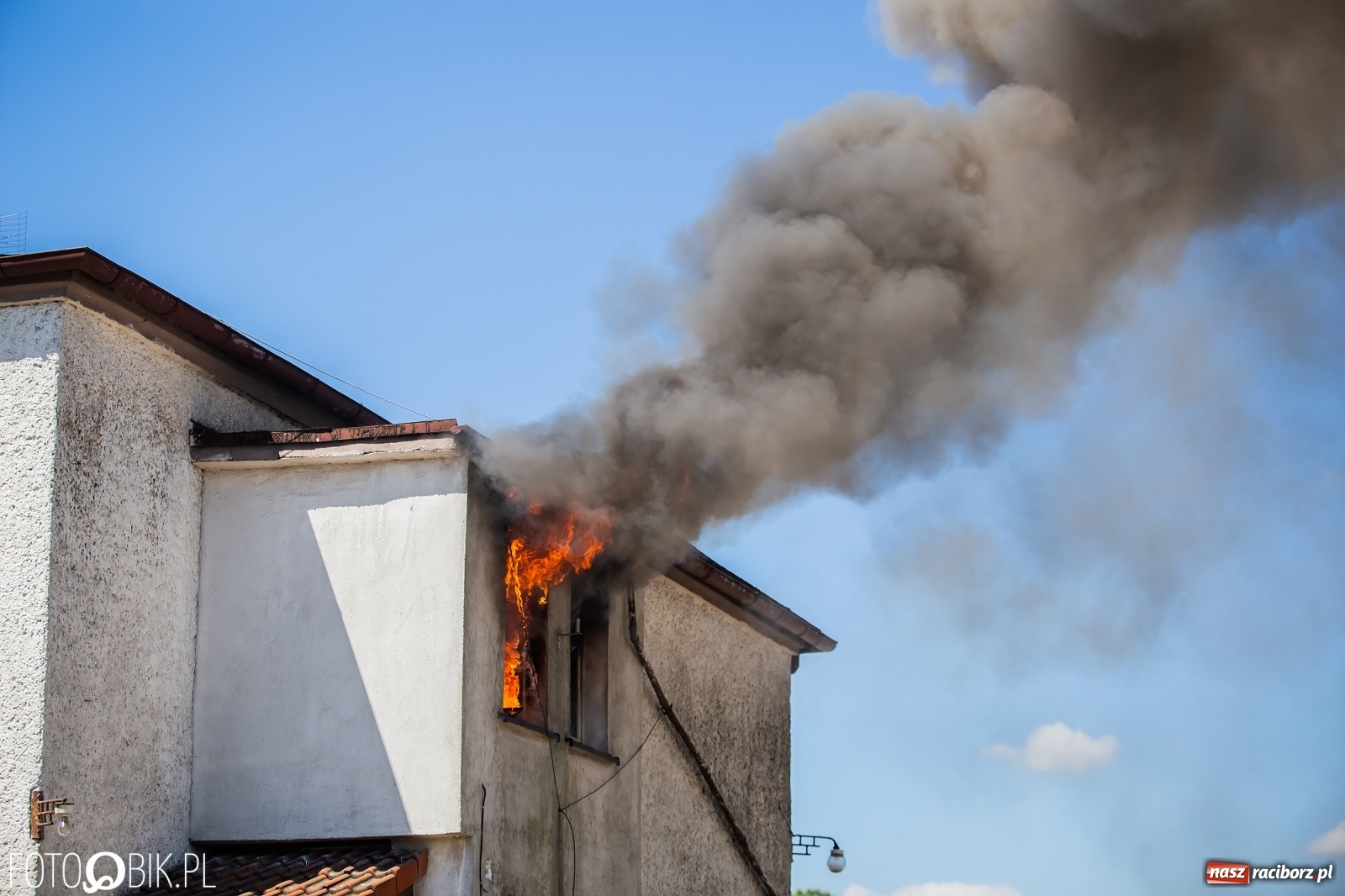 Zdjęcie w galerii na portalu naszraciborz.pl: Pożar pustostanu przy budowanej obwodnicy [FOTO i WIDEO] wiadomości z regionu