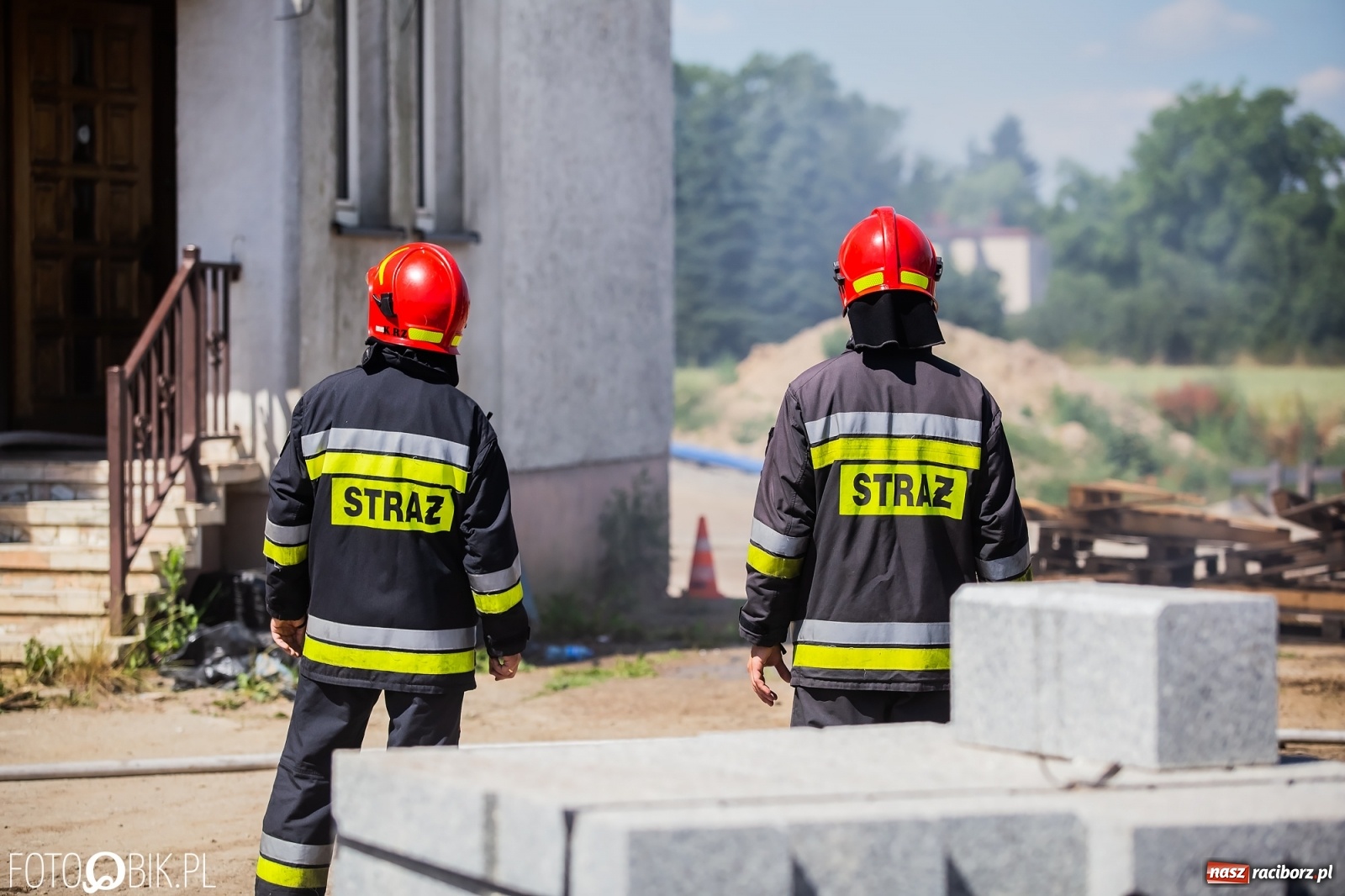 Zdjęcie w galerii na portalu naszraciborz.pl: Pożar pustostanu przy budowanej obwodnicy [FOTO i WIDEO] wiadomości z regionu
