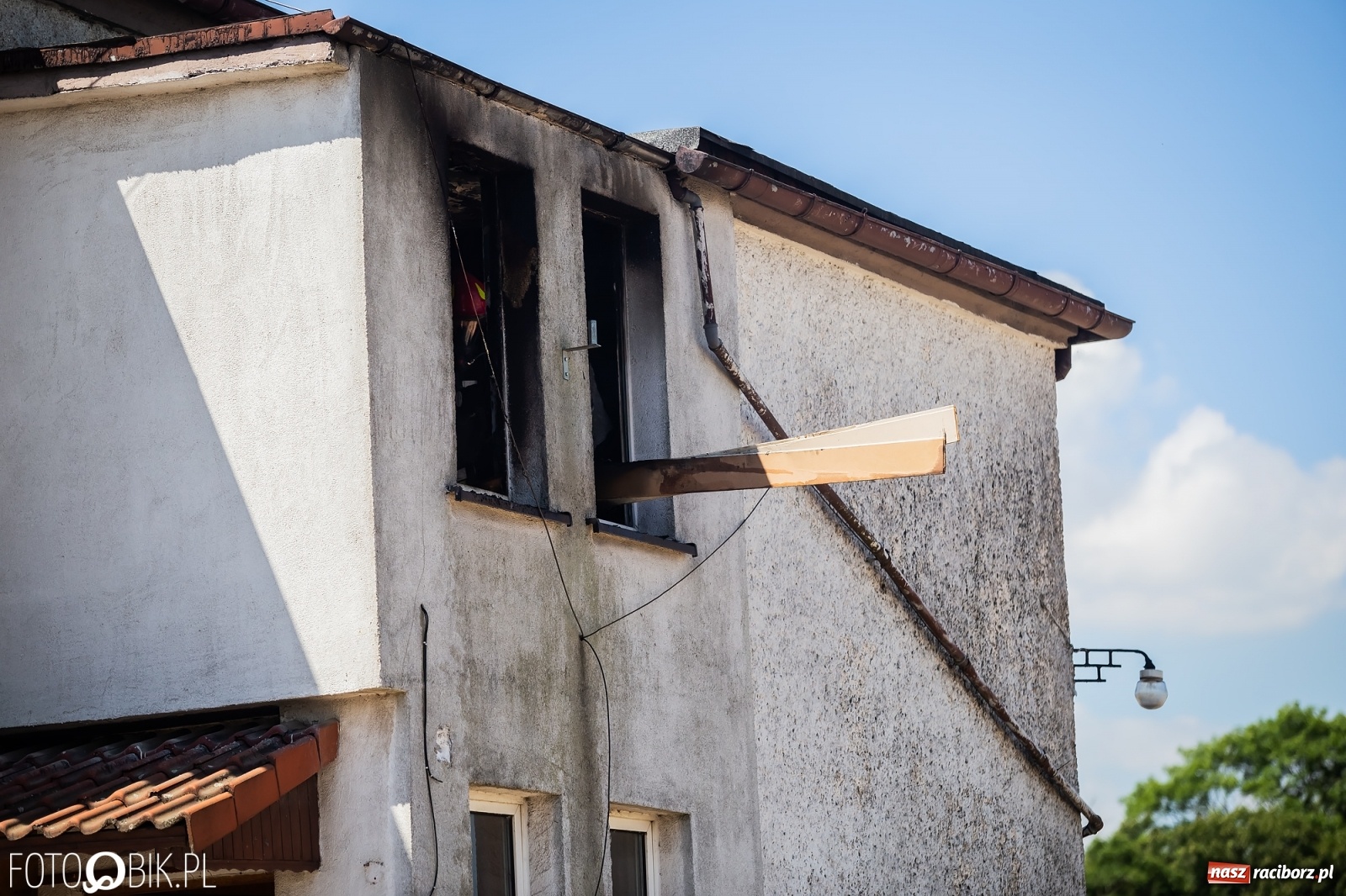 Zdjęcie w galerii na portalu naszraciborz.pl: Pożar pustostanu przy budowanej obwodnicy [FOTO i WIDEO] wiadomości z regionu