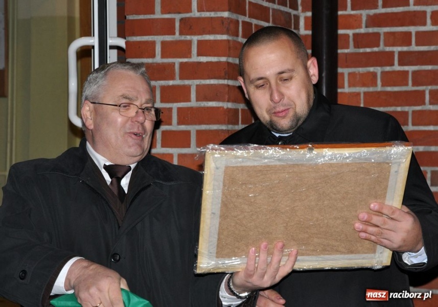 Zdjęcie w galerii na portalu naszraciborz.pl: Kornowacki urząd wydobyty z mroku wiadomości z regionu