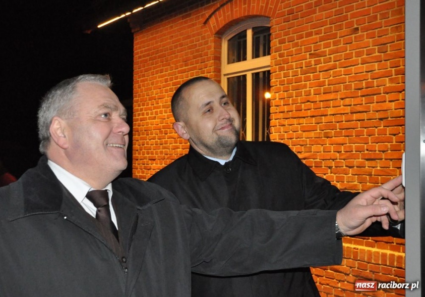 Zdjęcie w galerii na portalu naszraciborz.pl: Kornowacki urząd wydobyty z mroku wiadomości z regionu