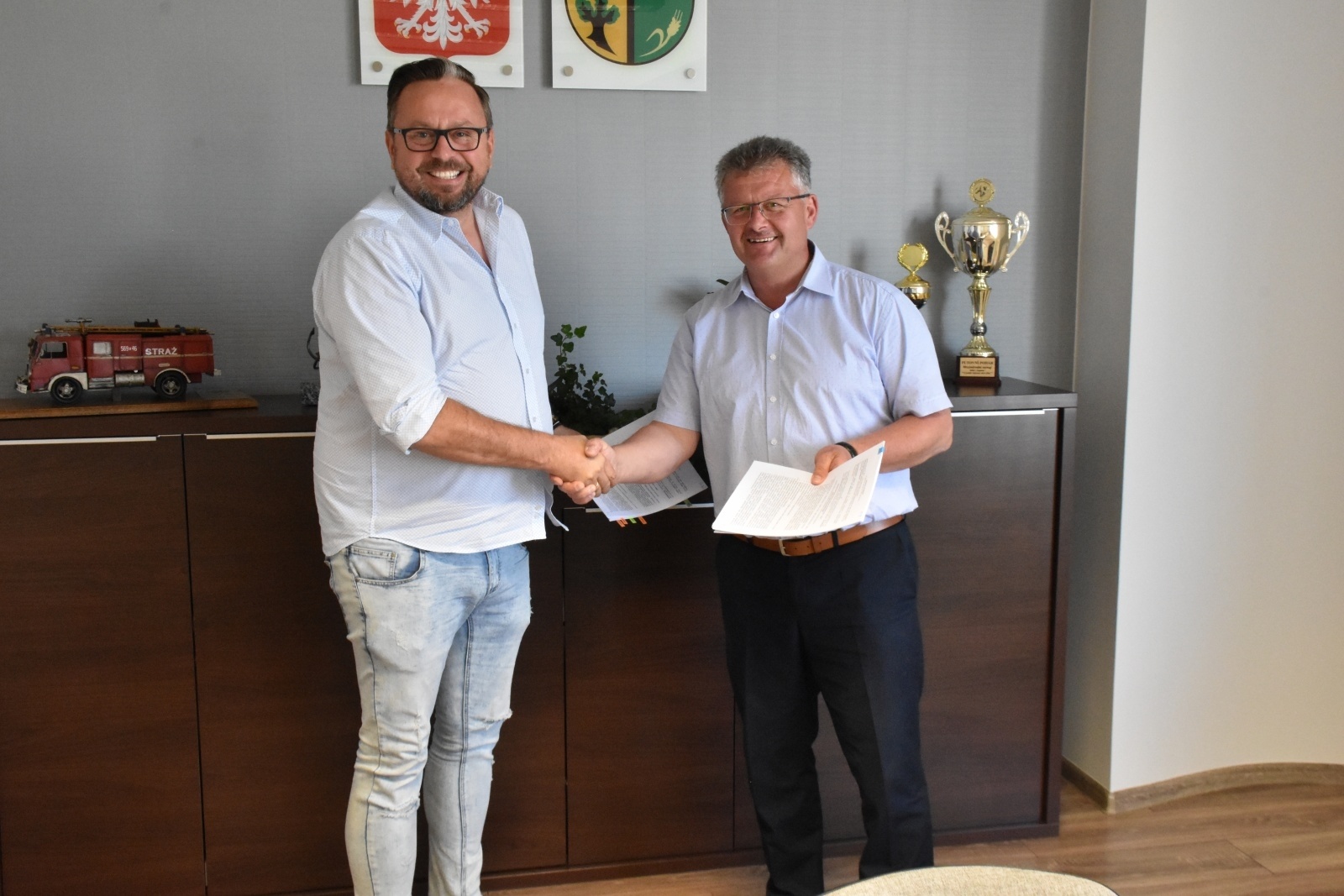 Zdjęcie w galerii na portalu naszraciborz.pl: Zagospodarowanie terenu centrum Bieńkowic – umowa podpisana wiadomości z regionu