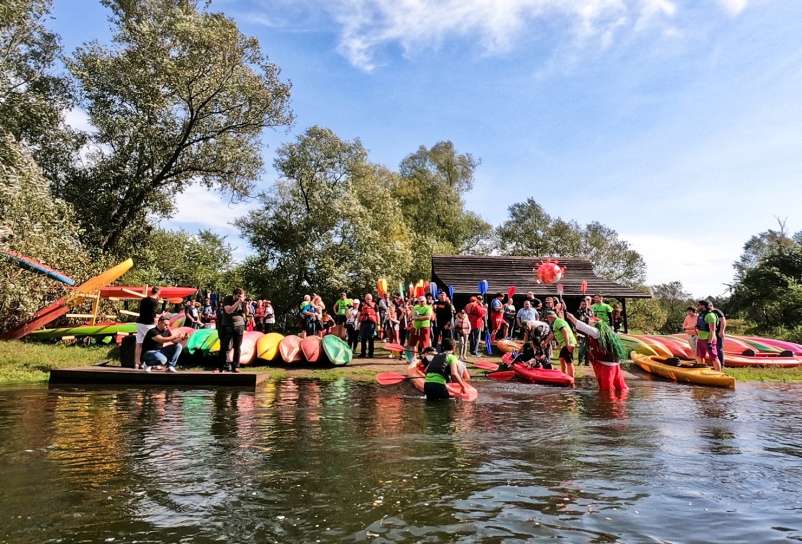 Zdjęcie w galerii na portalu naszraciborz.pl: Wielkie sprzątanie rzeki Rudy przy wsparciu PGE GiEK  wiadomości z regionu
