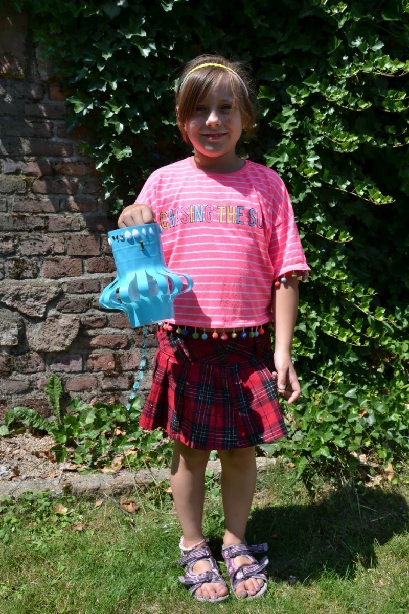 Zdjęcie w galerii na portalu naszraciborz.pl: W kraju kwitnącej wiśni. Na zamku robili lampiony wiadomości z regionu