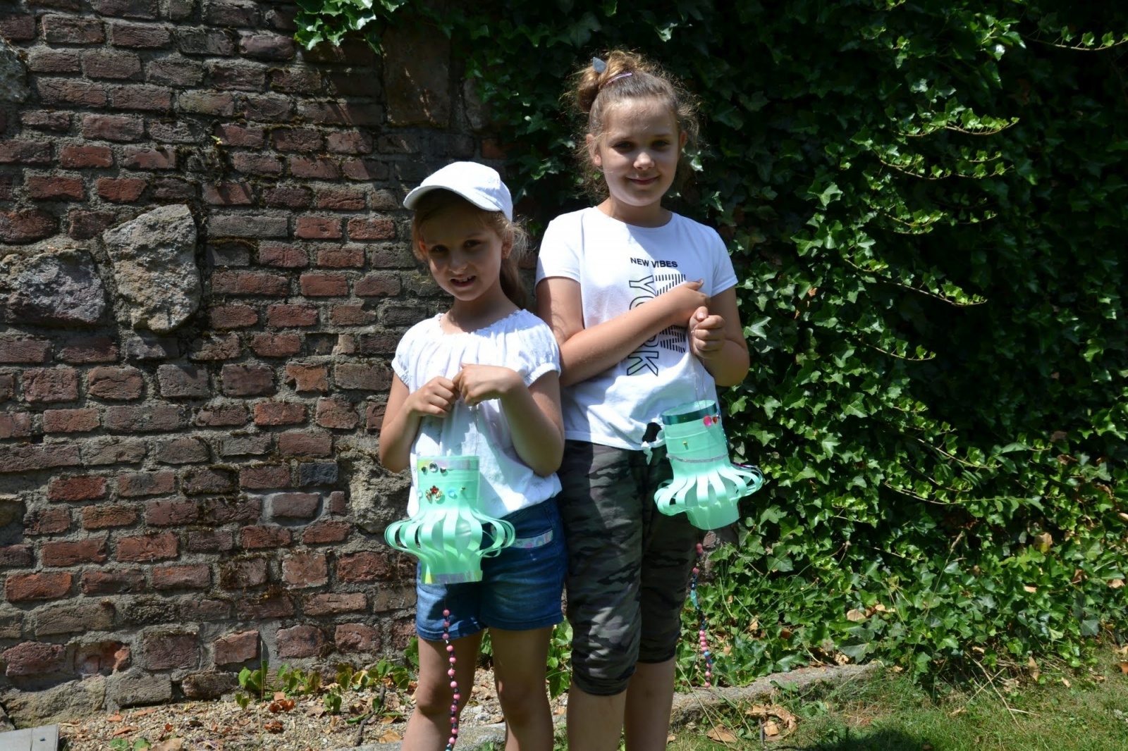 Zdjęcie w galerii na portalu naszraciborz.pl: W kraju kwitnącej wiśni. Na zamku robili lampiony wiadomości z regionu