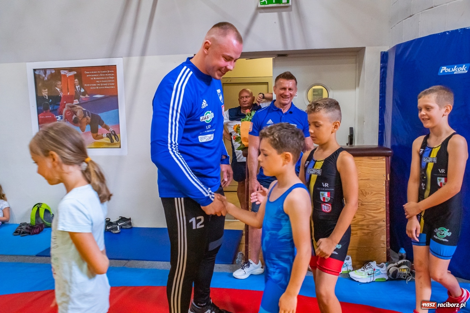 Zdjęcie w galerii na portalu naszraciborz.pl: Brązowy medalista ME w zapasach przywitany w Raciborzu [FOTO] wiadomości z regionu