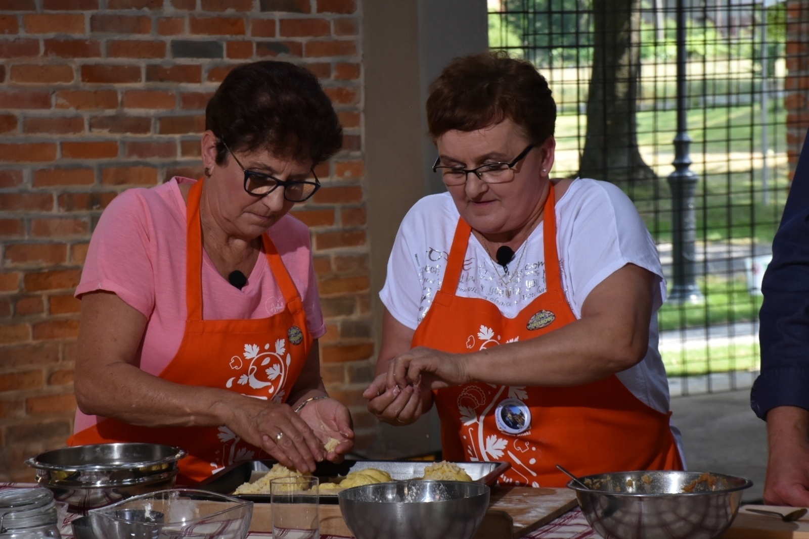 Zdjęcie w galerii na portalu naszraciborz.pl: Knedle z kaczką i kołoczyki na zimno. Rączka w Tworkowie wiadomości z regionu