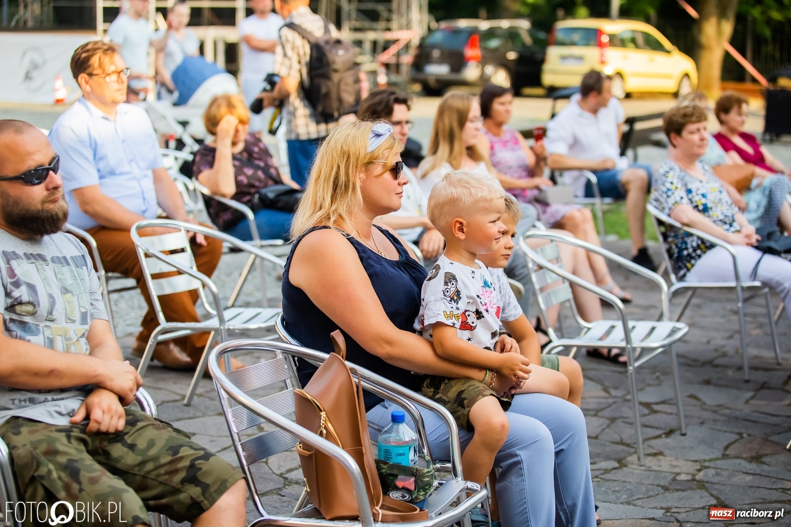 Zdjęcie w galerii na portalu naszraciborz.pl: Śpiew nocy letniej na Zamku Piastowskim wiadomości z regionu