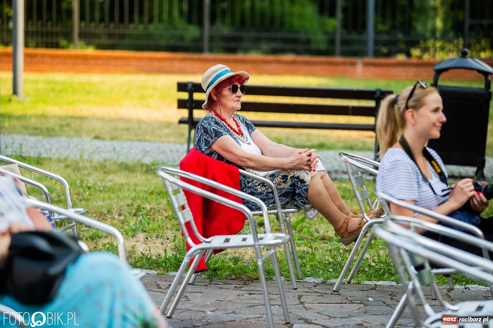 Zdjęcie w galerii na portalu naszraciborz.pl: Śpiew nocy letniej na Zamku Piastowskim wiadomości z regionu