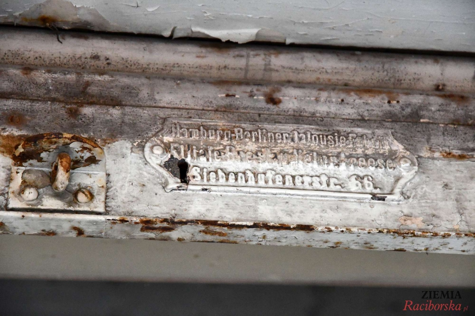 Zdjęcie w galerii na portalu naszraciborz.pl: Pałac w Krowiarkach wciąż skrywa wiele tajemnic [FOTO i WIDEO] wiadomości z regionu