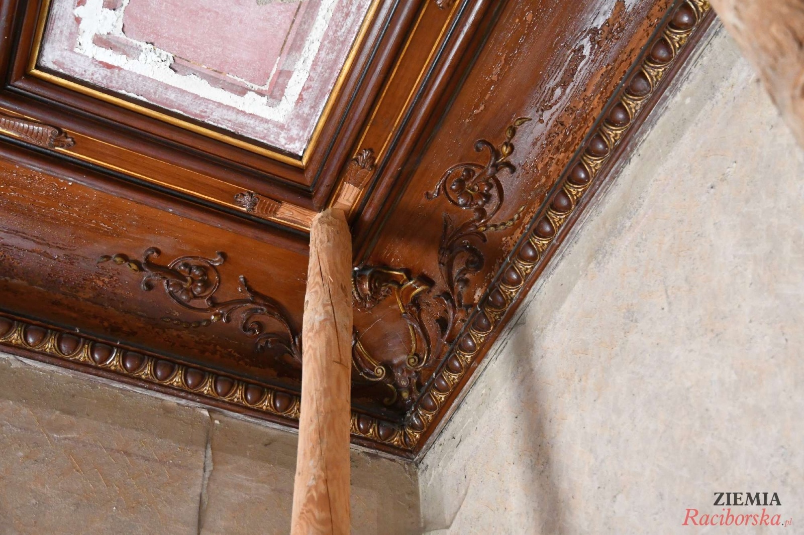 Zdjęcie w galerii na portalu naszraciborz.pl: Pałac w Krowiarkach wciąż skrywa wiele tajemnic [FOTO i WIDEO] wiadomości z regionu