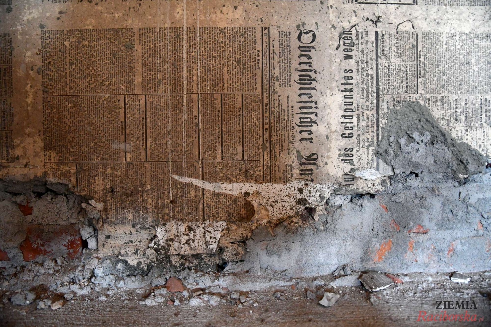 Zdjęcie w galerii na portalu naszraciborz.pl: Pałac w Krowiarkach wciąż skrywa wiele tajemnic [FOTO i WIDEO] wiadomości z regionu