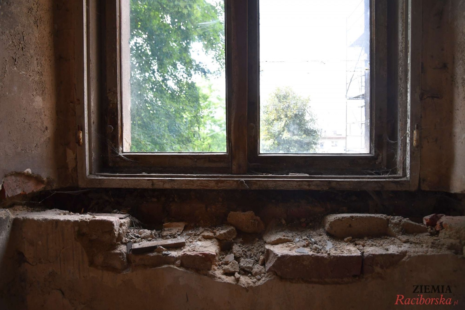 Zdjęcie w galerii na portalu naszraciborz.pl: Pałac w Krowiarkach wciąż skrywa wiele tajemnic [FOTO i WIDEO] wiadomości z regionu