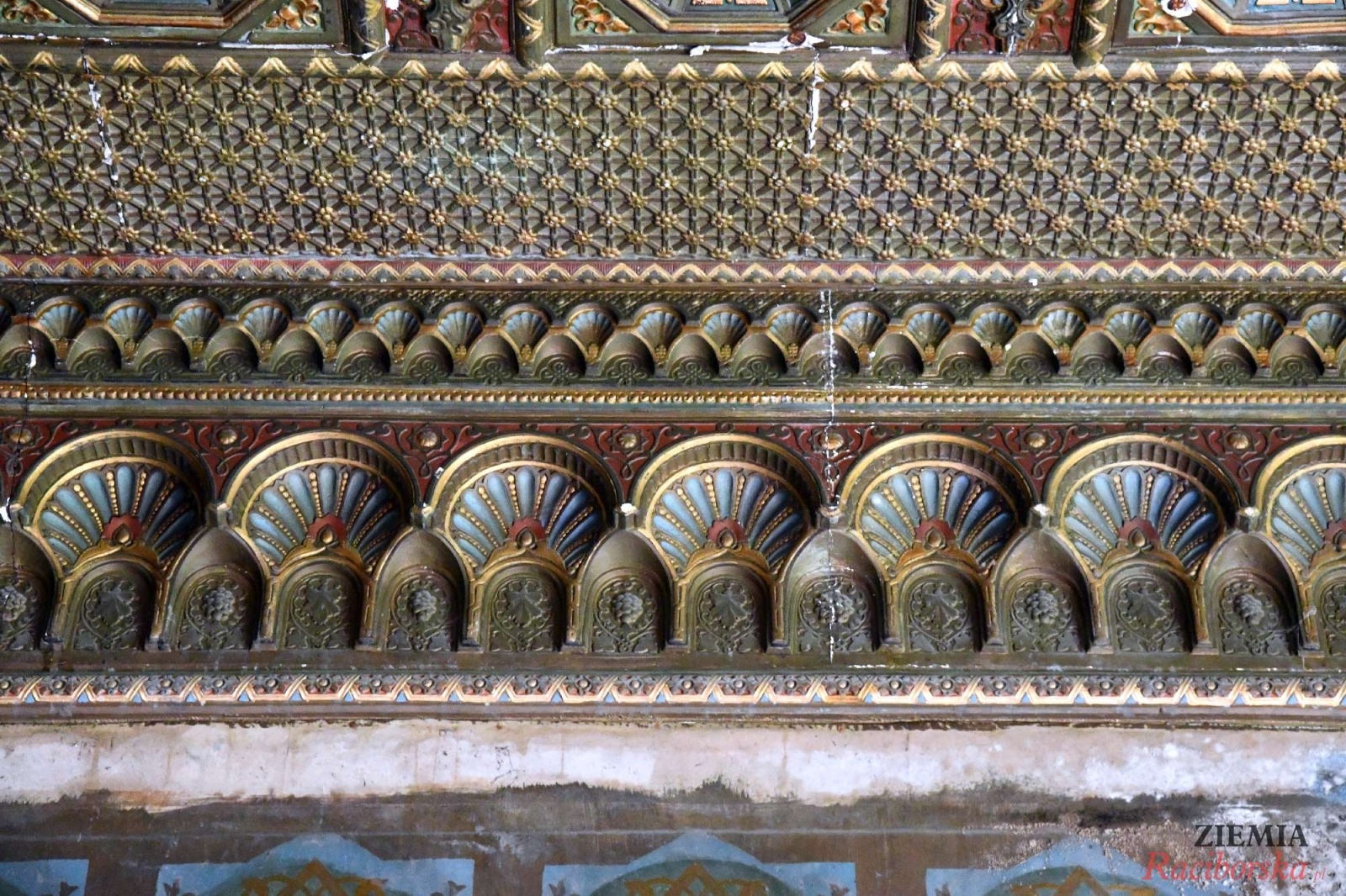 Zdjęcie w galerii na portalu naszraciborz.pl: Pałac w Krowiarkach wciąż skrywa wiele tajemnic [FOTO i WIDEO] wiadomości z regionu