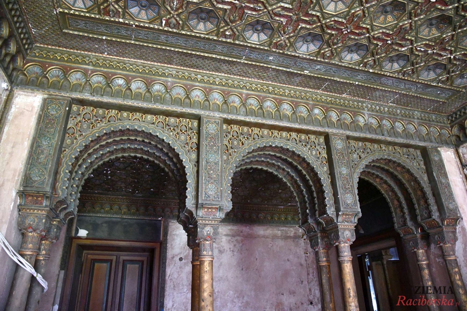 Zdjęcie w galerii na portalu naszraciborz.pl: Pałac w Krowiarkach wciąż skrywa wiele tajemnic [FOTO i WIDEO] wiadomości z regionu