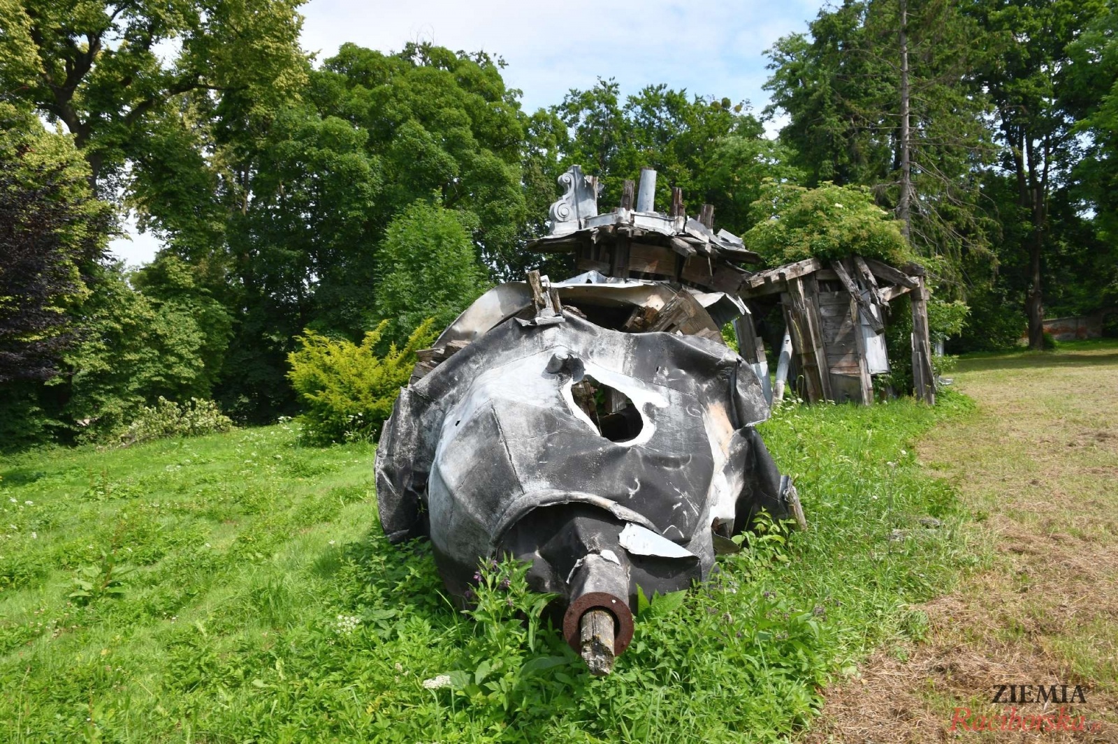 Zdjęcie w galerii na portalu naszraciborz.pl: Pałac w Krowiarkach wciąż skrywa wiele tajemnic [FOTO i WIDEO] wiadomości z regionu