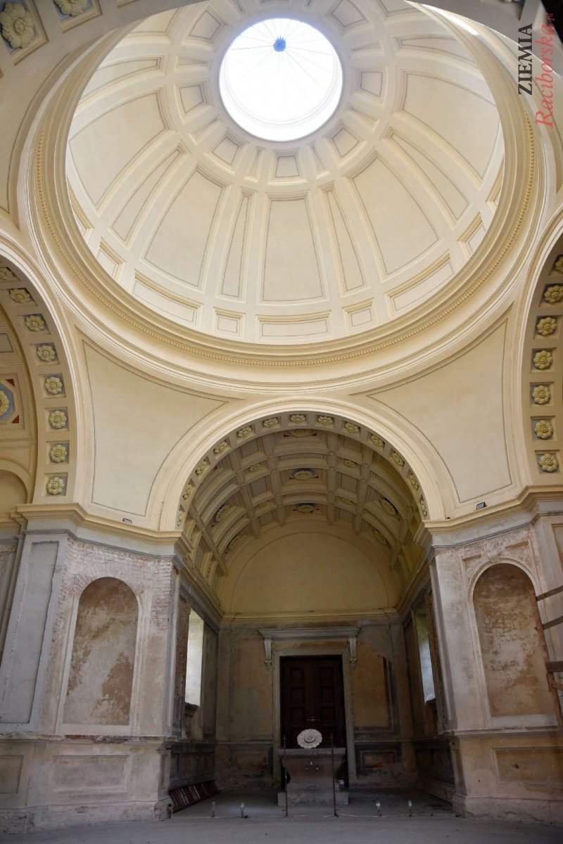 Zdjęcie w galerii na portalu naszraciborz.pl: Pałac w Krowiarkach wciąż skrywa wiele tajemnic [FOTO i WIDEO] wiadomości z regionu