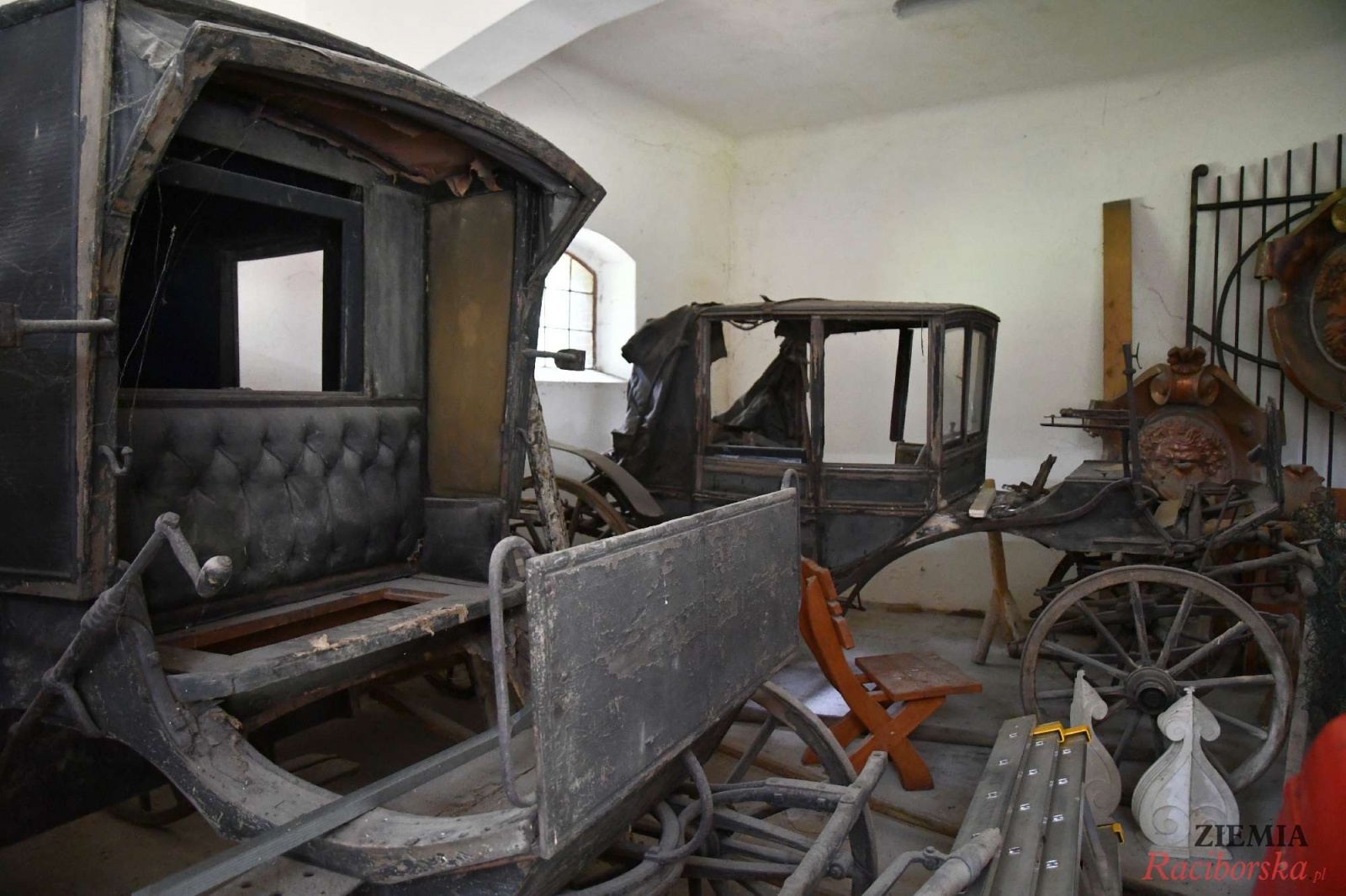 Zdjęcie w galerii na portalu naszraciborz.pl: Pałac w Krowiarkach wciąż skrywa wiele tajemnic [FOTO i WIDEO] wiadomości z regionu