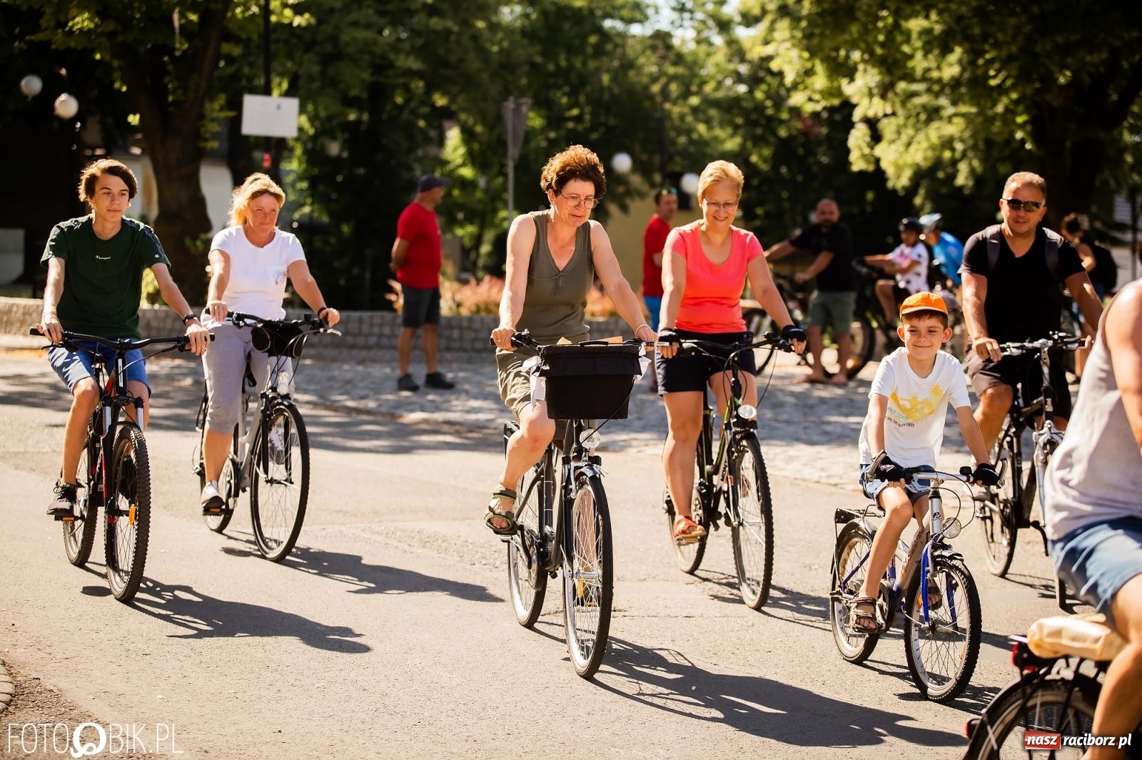 Zdjęcie w galerii na portalu naszraciborz.pl: Mieszkańcy Krzanowic i ich goście wrócili na rowerowy szlak wiadomości z regionu